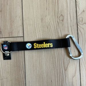 Lot of 5 Pittsburgh Steelers Lanyard Keychain NWT